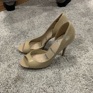 Elle nude heel 8.5